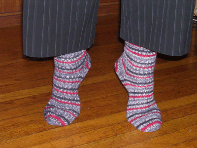 redblacksocks1.gif